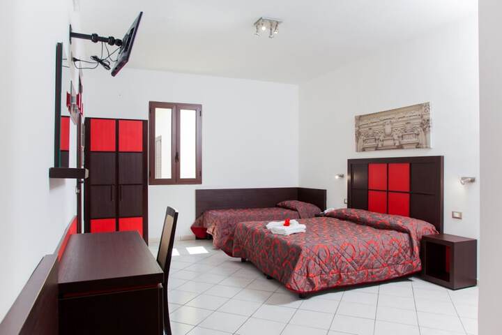 Room 27 of 50