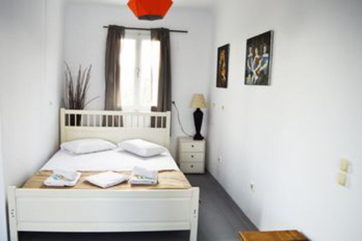 Room 34 of 60