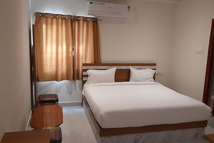 Fabhotel Athidhi