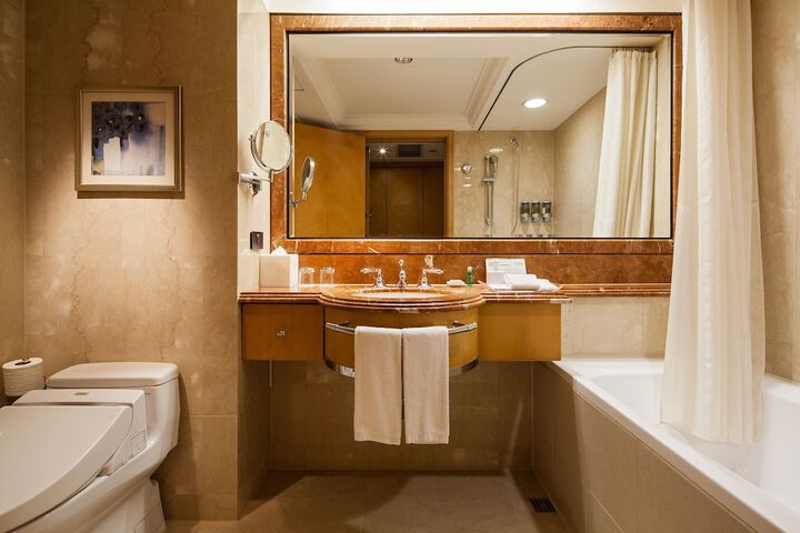 Clean Restrooms