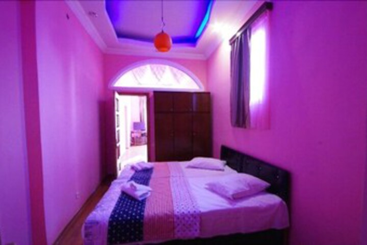 Room 19 of 42