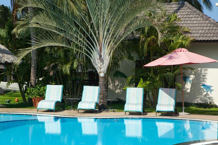 Pool 5 of 6