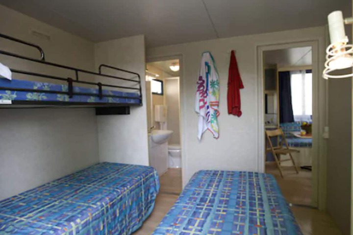 Room 26 of 158