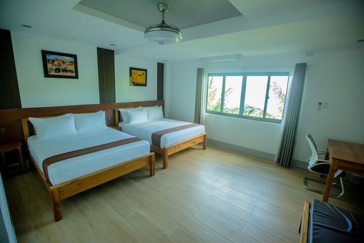 Room 7 of 72