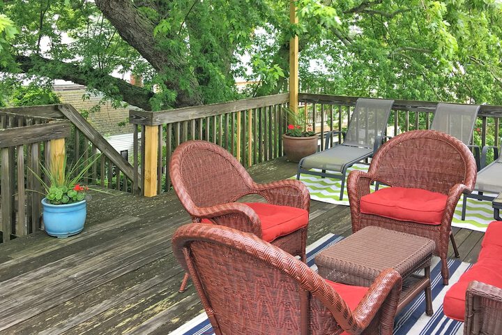 Sundeck 21 of 22