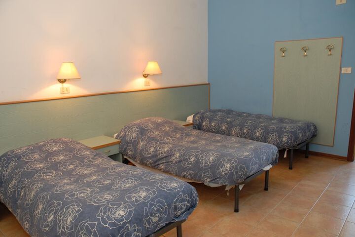 Room 13 of 47
