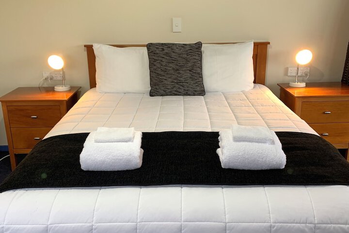 Room 15 of 83
