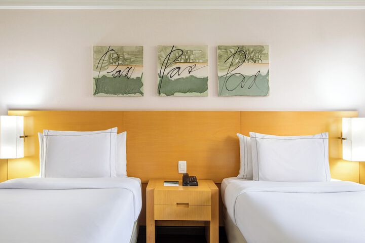 Room 16 of 128