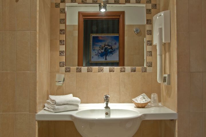Room 40 of 54