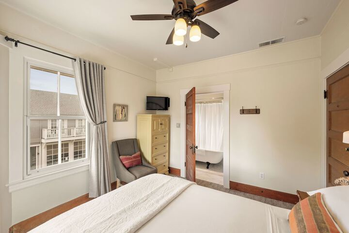 Room 15 of 113