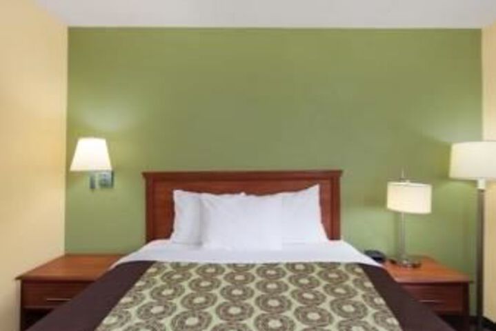 Room 18 of 35