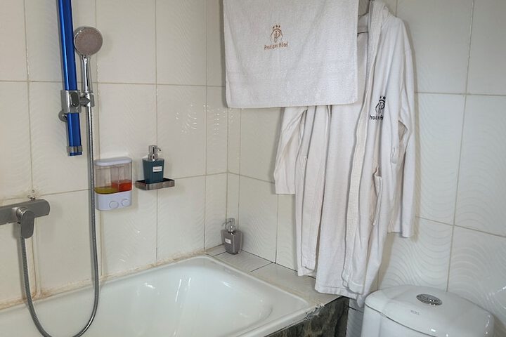 Room 191 of 307
