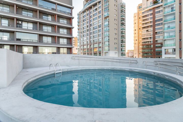 Pool 23 of 40