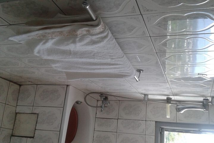 Room 17 of 23