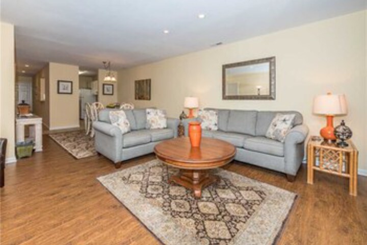 Room 15 of 28