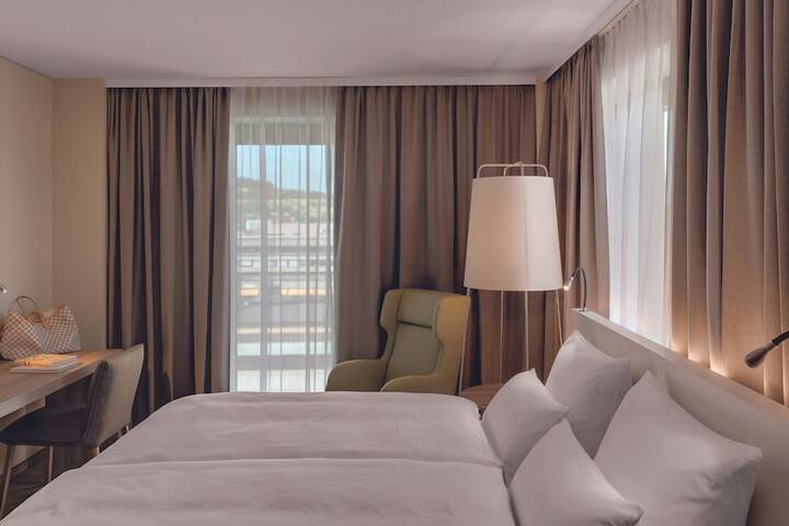 Room 21 of 72