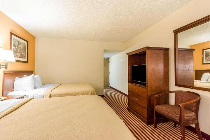 1 King Bed (1 of 2)
