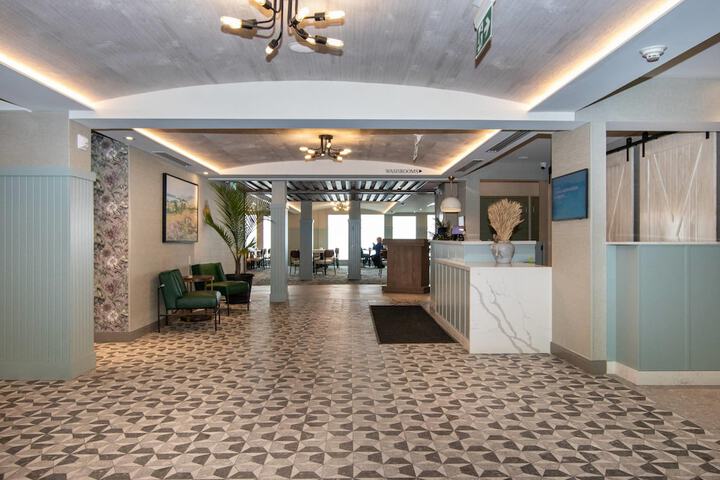 Lobby Entry
