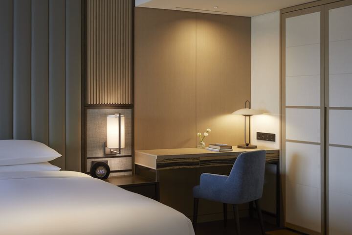 Room 55 of 147