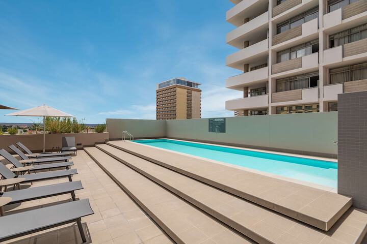 Pool 15 of 26