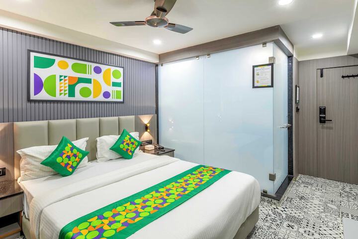 Room 20 of 30
