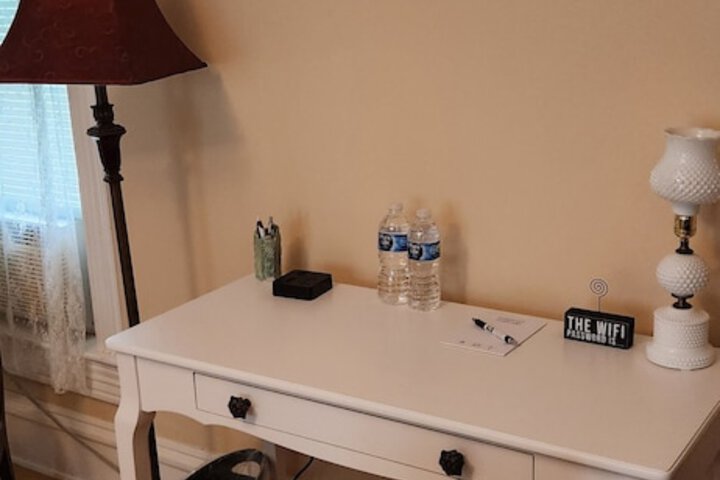 Room 36 of 83