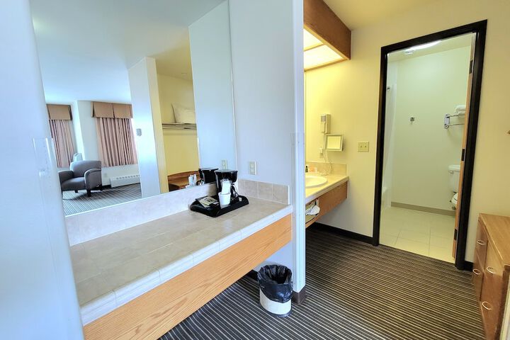 Room 79 of 127