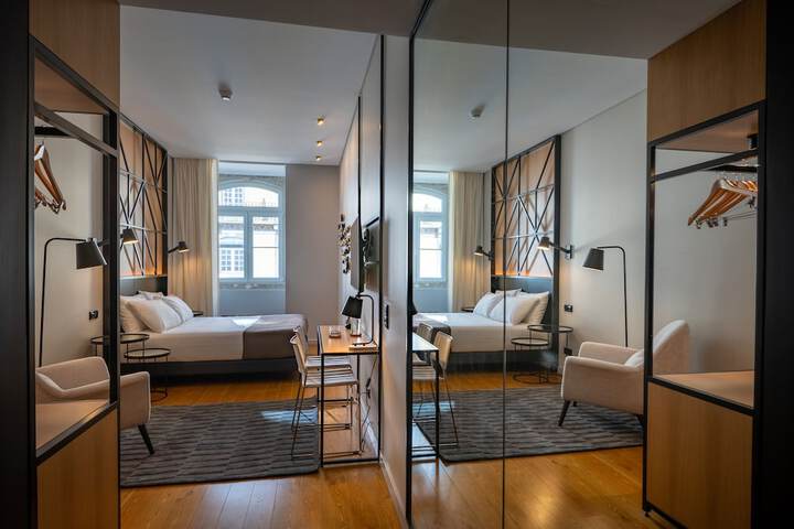 Room 49 of 71