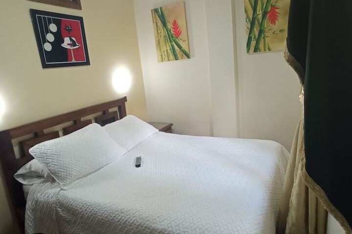 Room 8 of 23