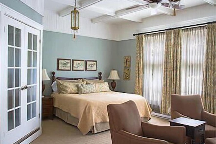 Room 48 of 174