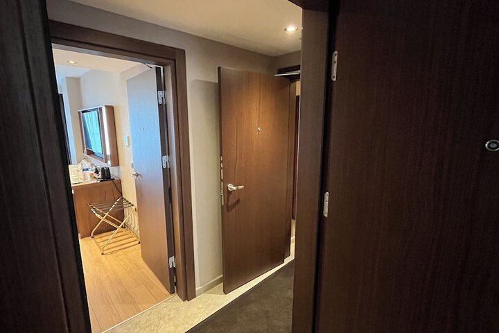 Room 55 of 129