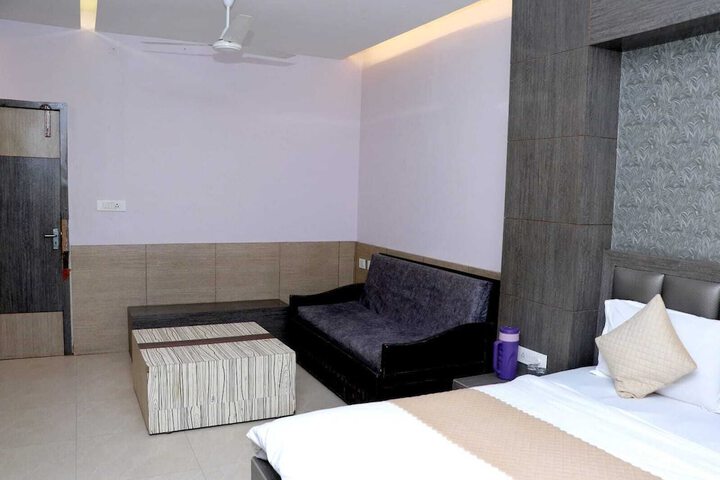 Room 15 of 20