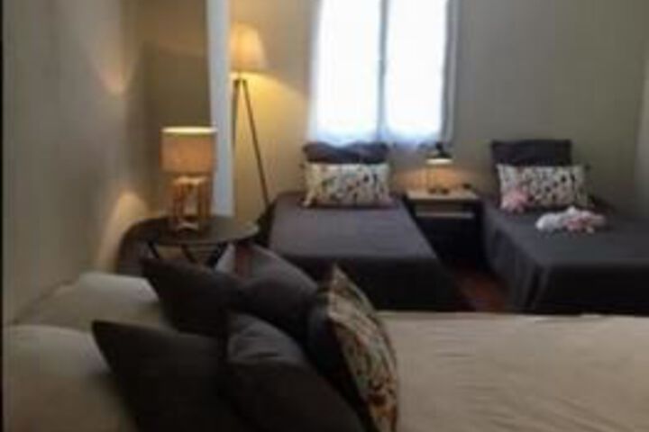 Room 12 of 27