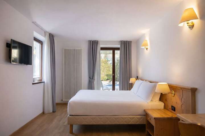 Room 30 of 73