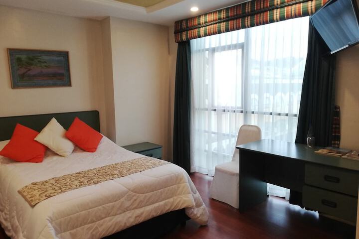 Hotel Bombuscaro in Loja