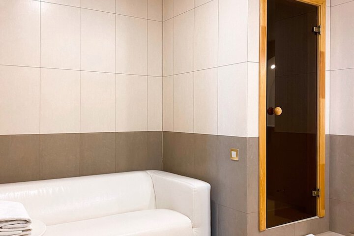 Room 54 of 73