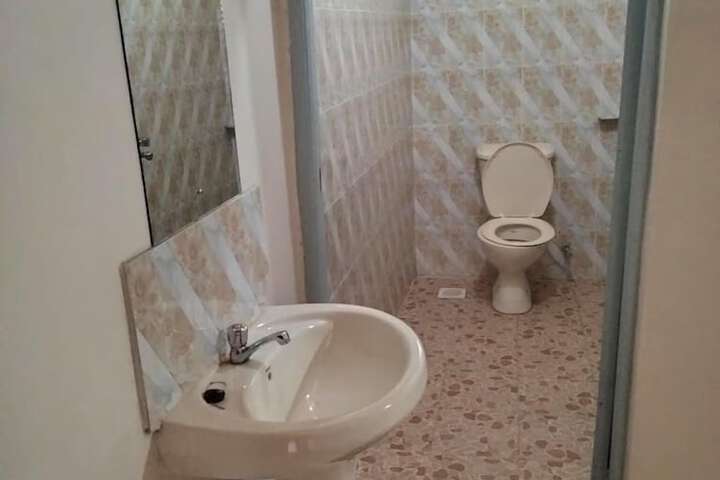 Room 16 of 36