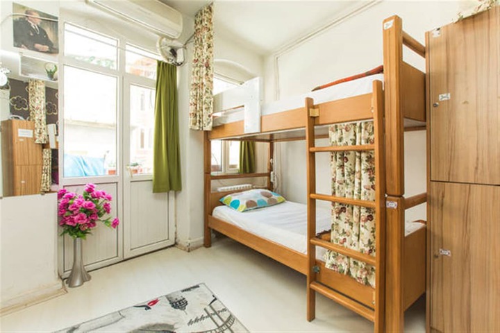 Room 8 of 59