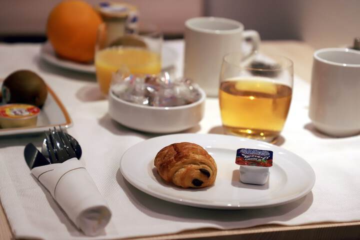 Breakfast/Coffee Service 57 of 64