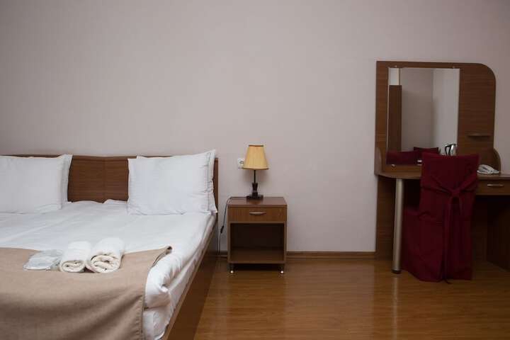 Room 7 of 51