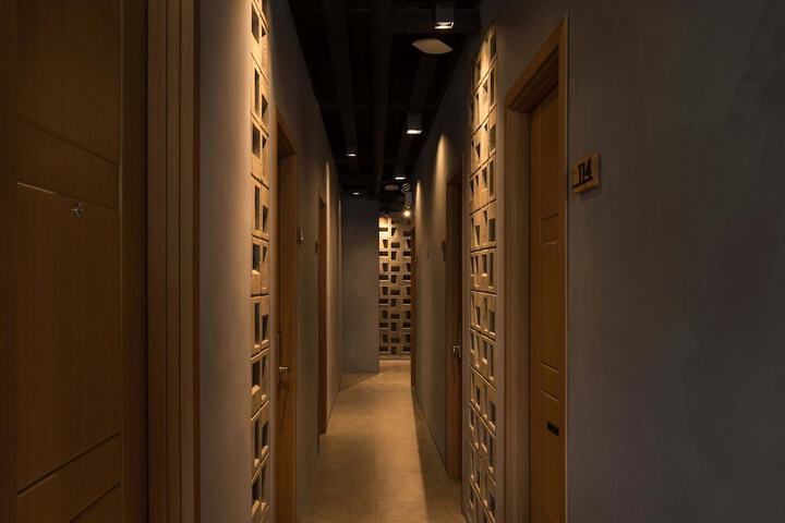 Hotel 18 of 21
