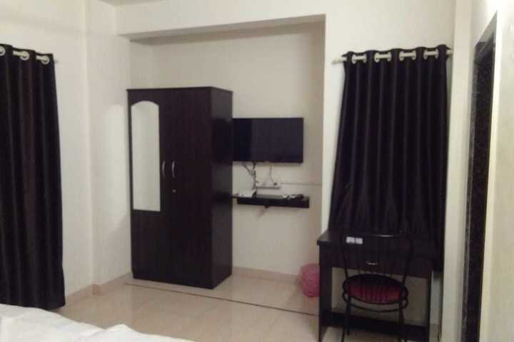 Room 14 of 23