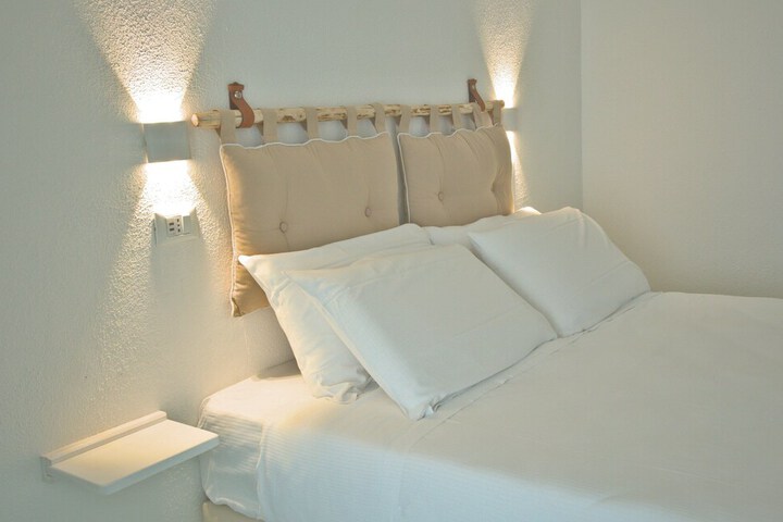 Room 39 of 246
