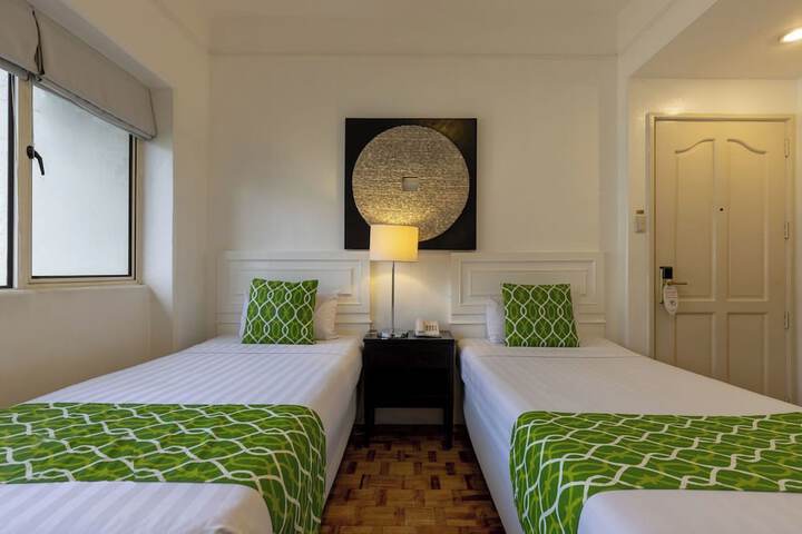 Room 22 of 59