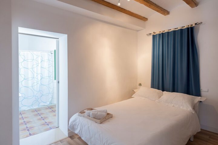 Room 3 of 46