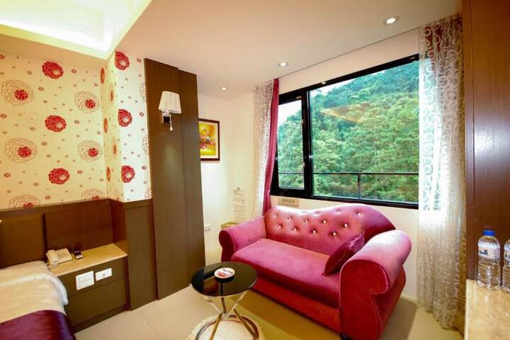 Room 15 of 45
