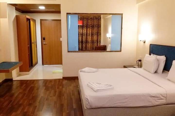Room 14 of 41