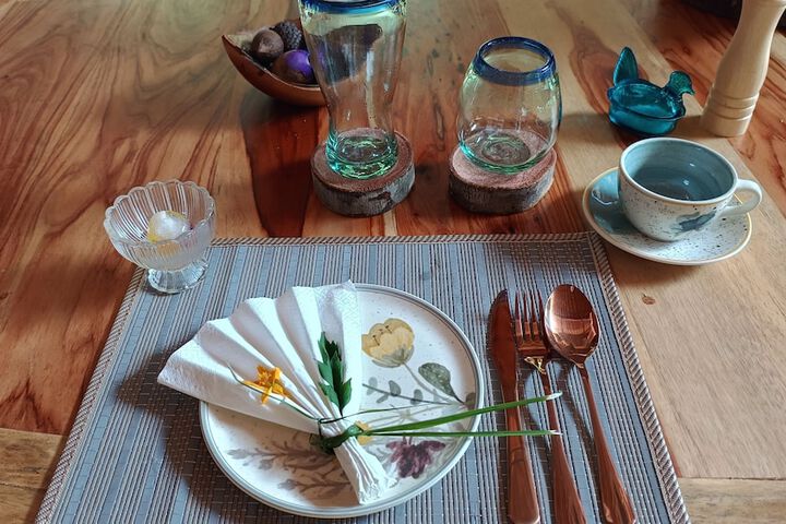 Dining 37 of 53
