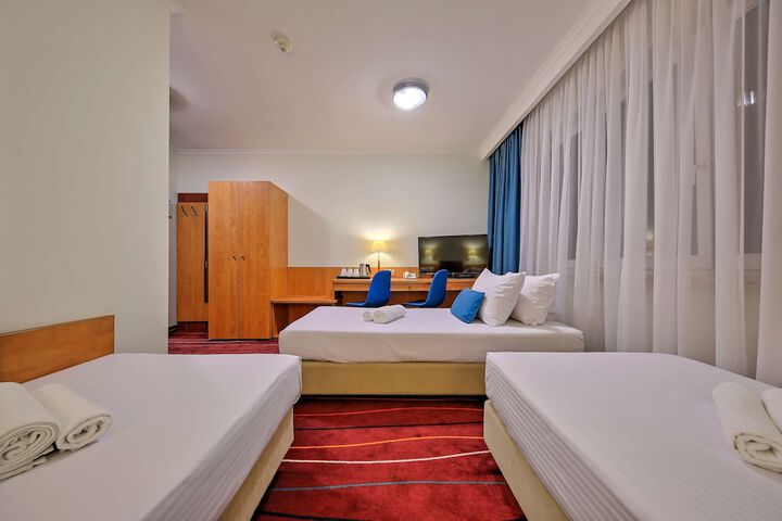 Room 26 of 59