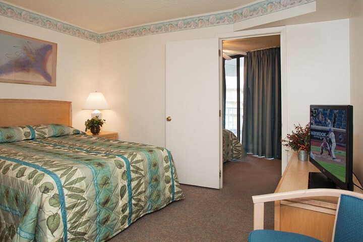 Room 9 of 40